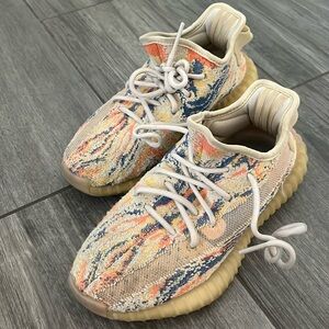 Adidas ultra boost size 4.5y